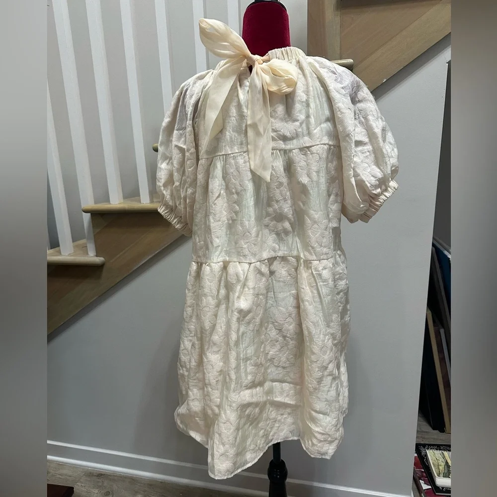 Armoire Elegant Cream Mini Dress - Picture 3 of 4